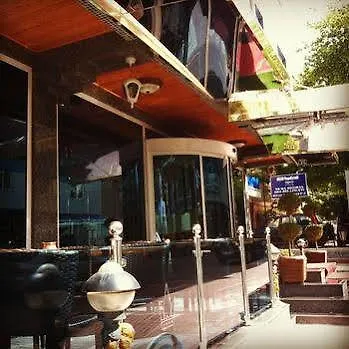 رويال فندق 4*